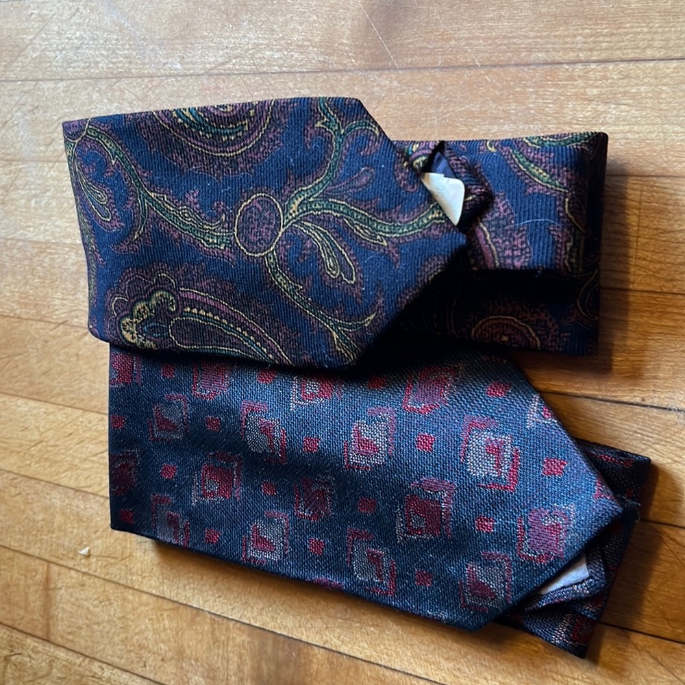 Ties-1 silk and 1 wool perfect condition.